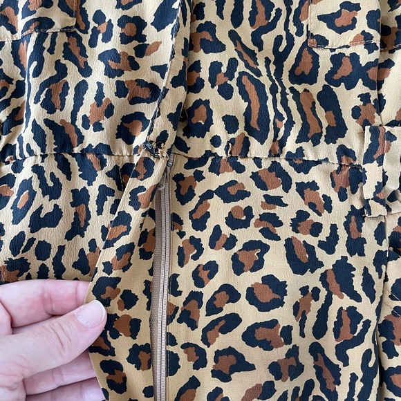 Vintage 80s Silk Animal Leopard Print Button Front Size Medium Shirt Dress - Picture 7 of 12